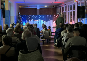 Na zdjęciu widać publiczność.