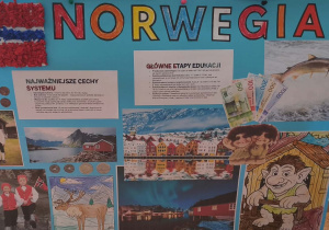 Na fotografii widać plakat, przygotowany przez jedną z klas.
